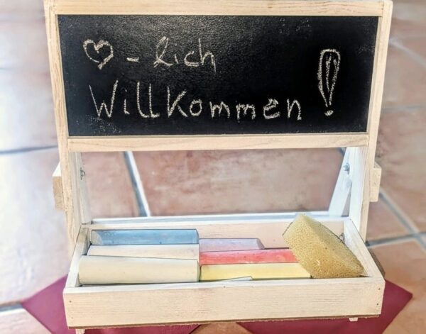 69eb97a4 ae8f 4942 a898 aabc44c914b1